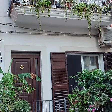 Casa A 100mt Mare 公寓 *